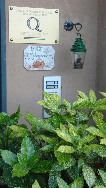 Il Melograno Bed and Breakfast Borgo San Dalmazzo Δωμάτιο φωτογραφία